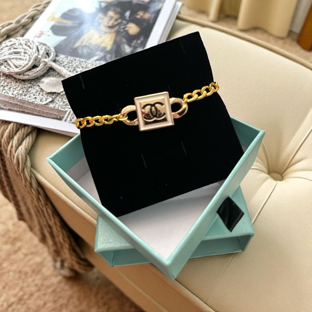 Custom Zipperpull pendant bracelet